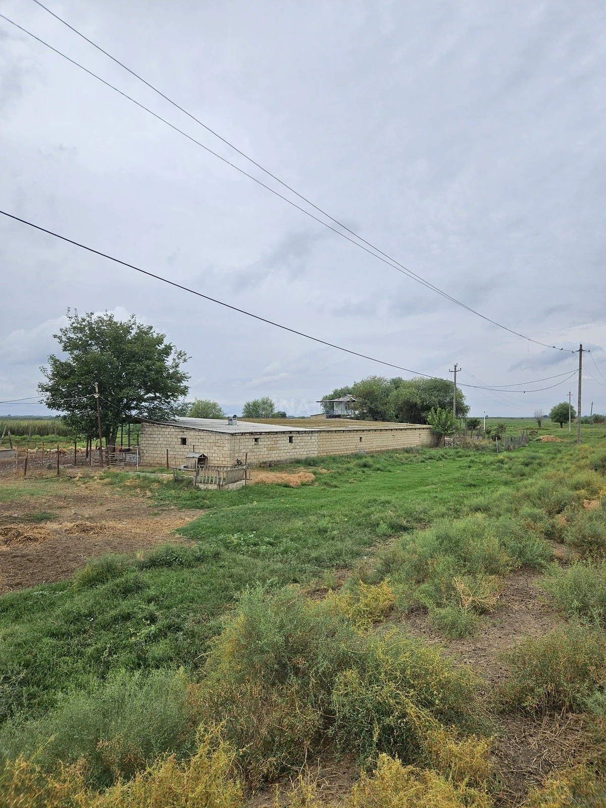 Satılır torpaq sahəsi 3000 m²