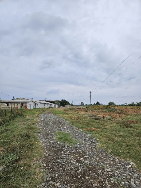 Satılır torpaq sahəsi 3000 m²