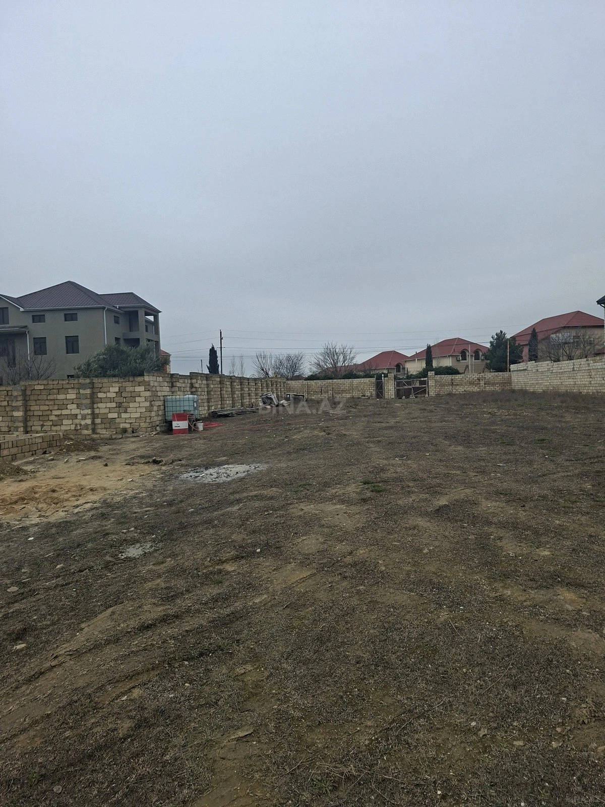 Satılır torpaq sahəsi 10 m²