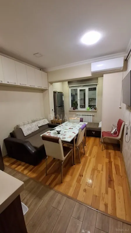 Satılır 2 otaqlı mənzil 65 m²