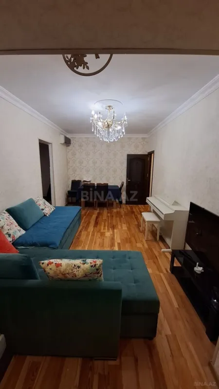 Satılır 2 otaqlı mənzil 65 m²