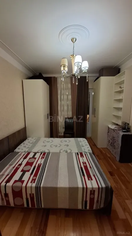 Satılır 2 otaqlı mənzil 65 m²
