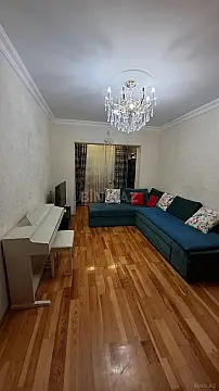 Satılır 2 otaqlı mənzil 65 m²