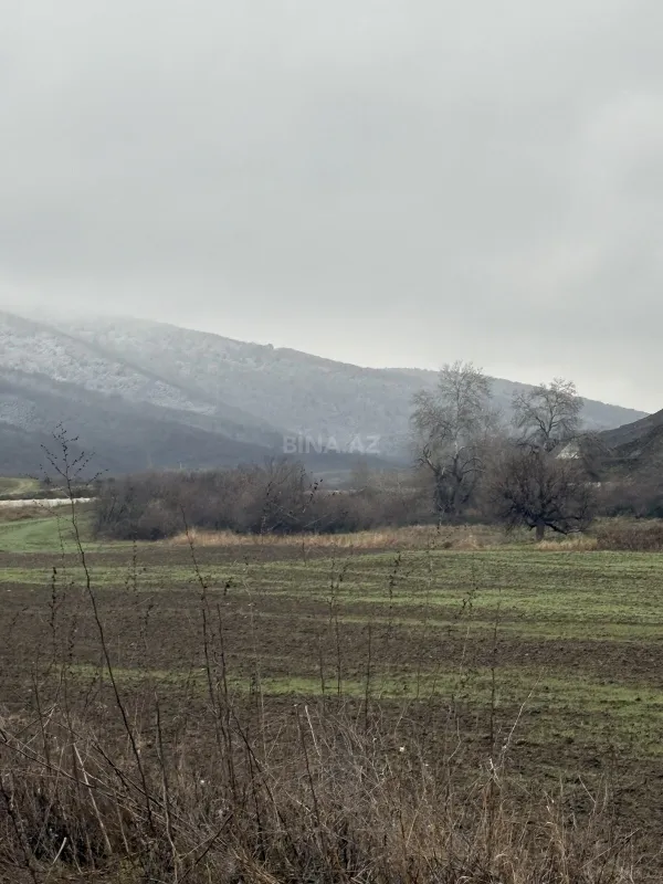 Satılır torpaq sahəsi 1062 m²