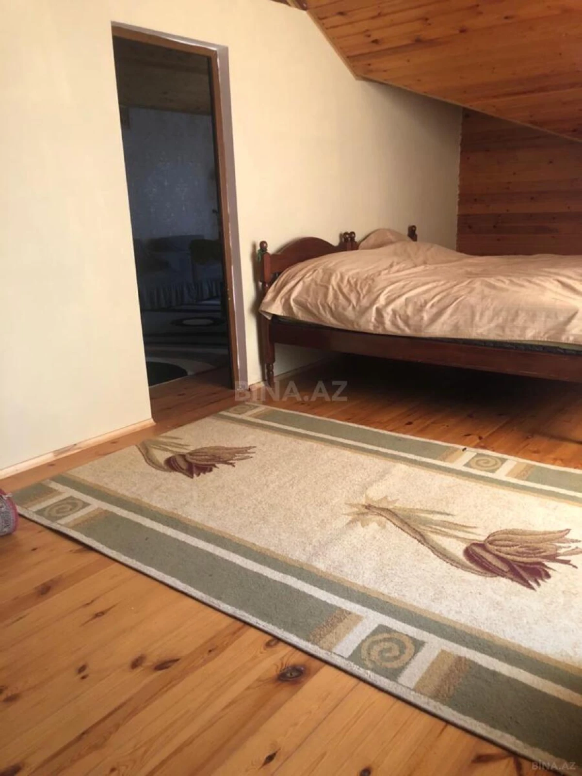 Kirayə verilir 6 otaqlı həyət evi 250 m²