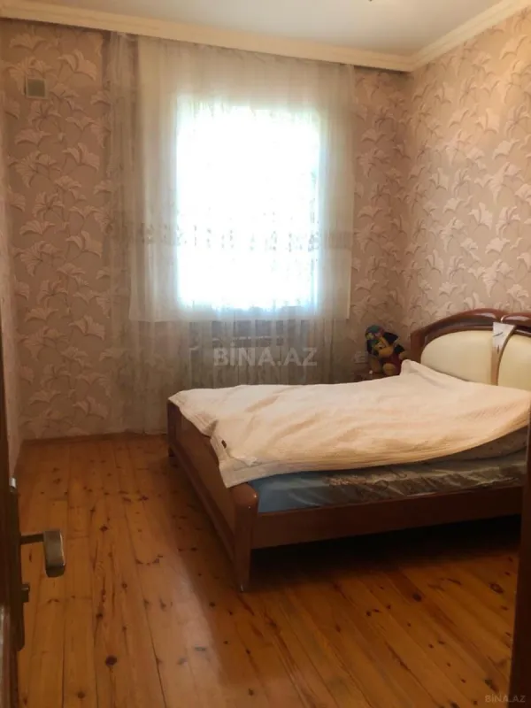 Kirayə verilir 6 otaqlı həyət evi 250 m²
