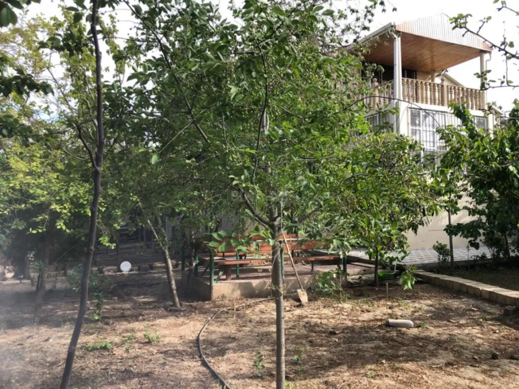Kirayə verilir 6 otaqlı həyət evi 250 m²