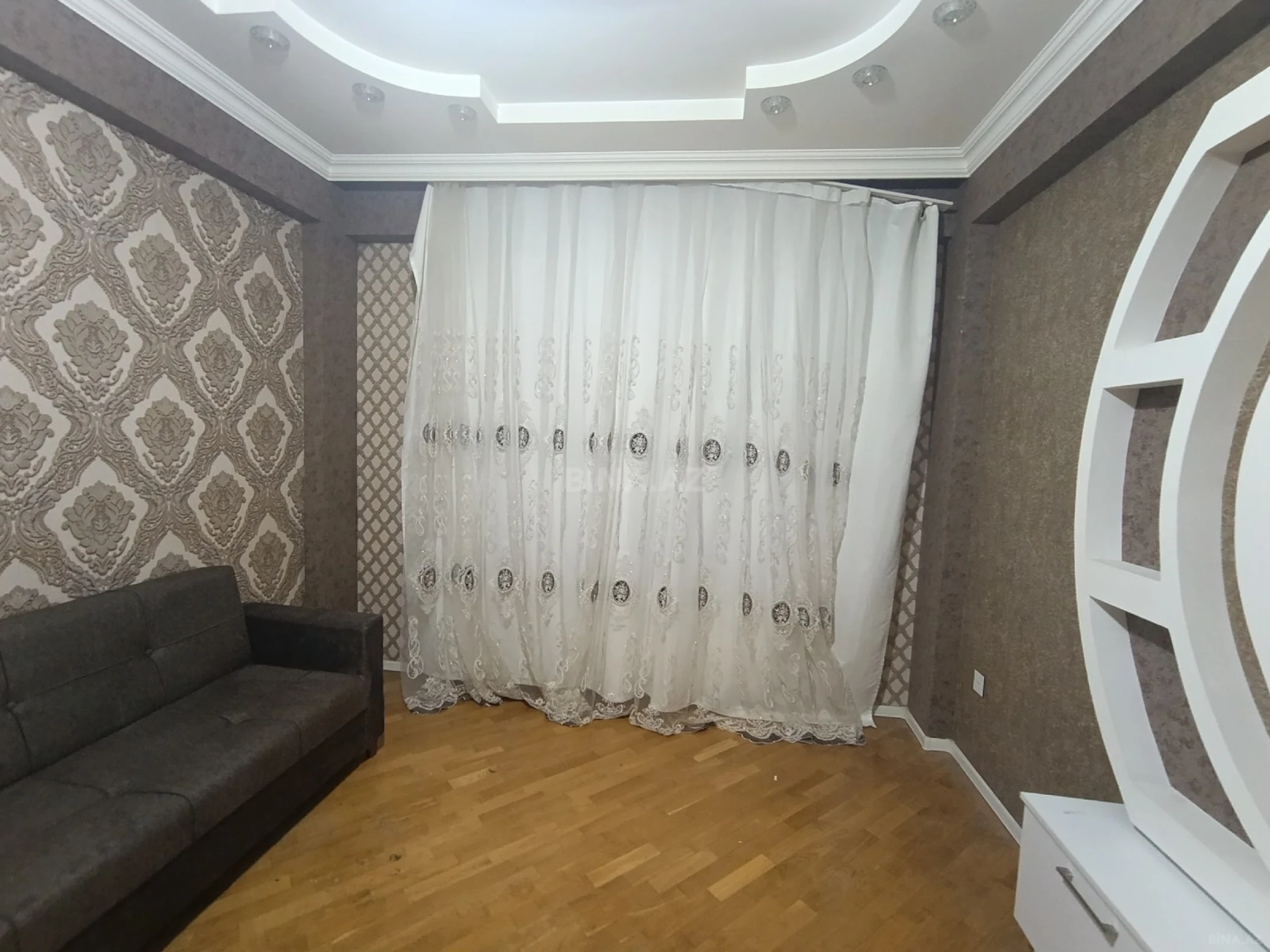 Kirayə verilir 2 otaqlı mənzil 59 m²