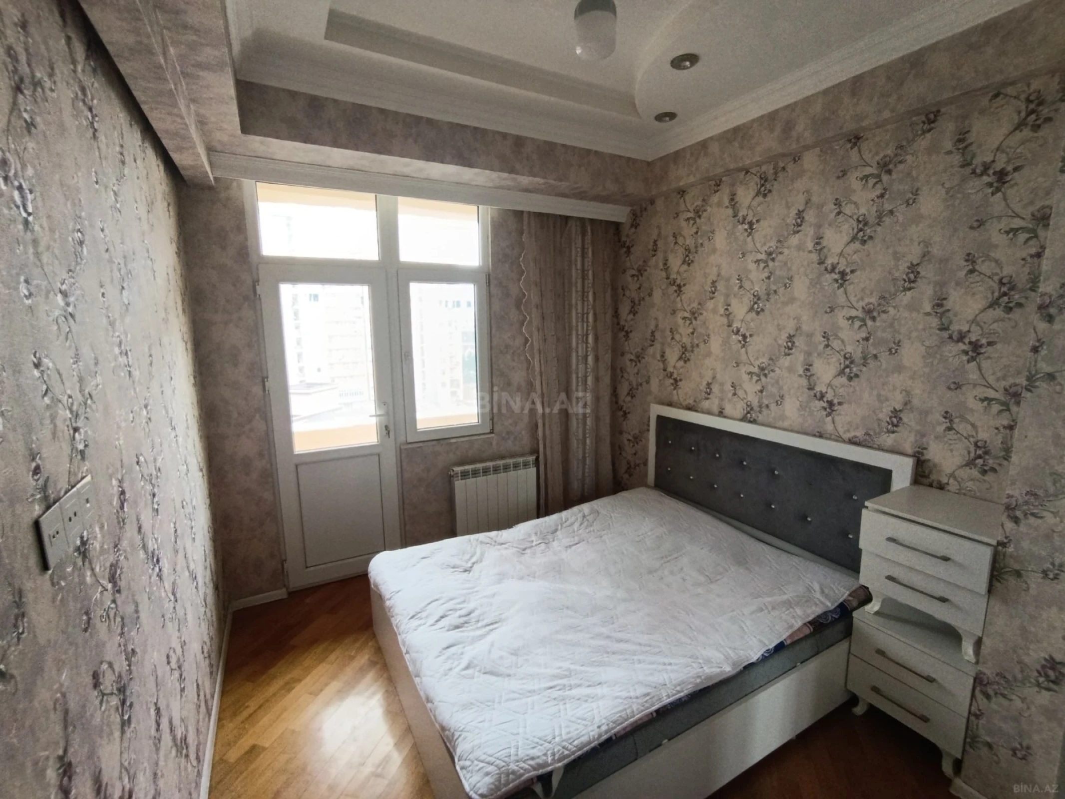 Kirayə verilir 2 otaqlı mənzil 59 m²