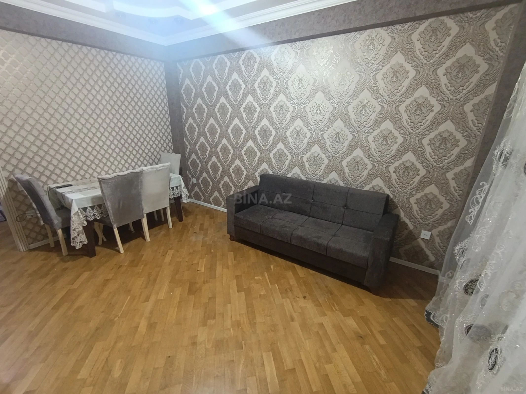 Kirayə verilir 2 otaqlı mənzil 59 m²