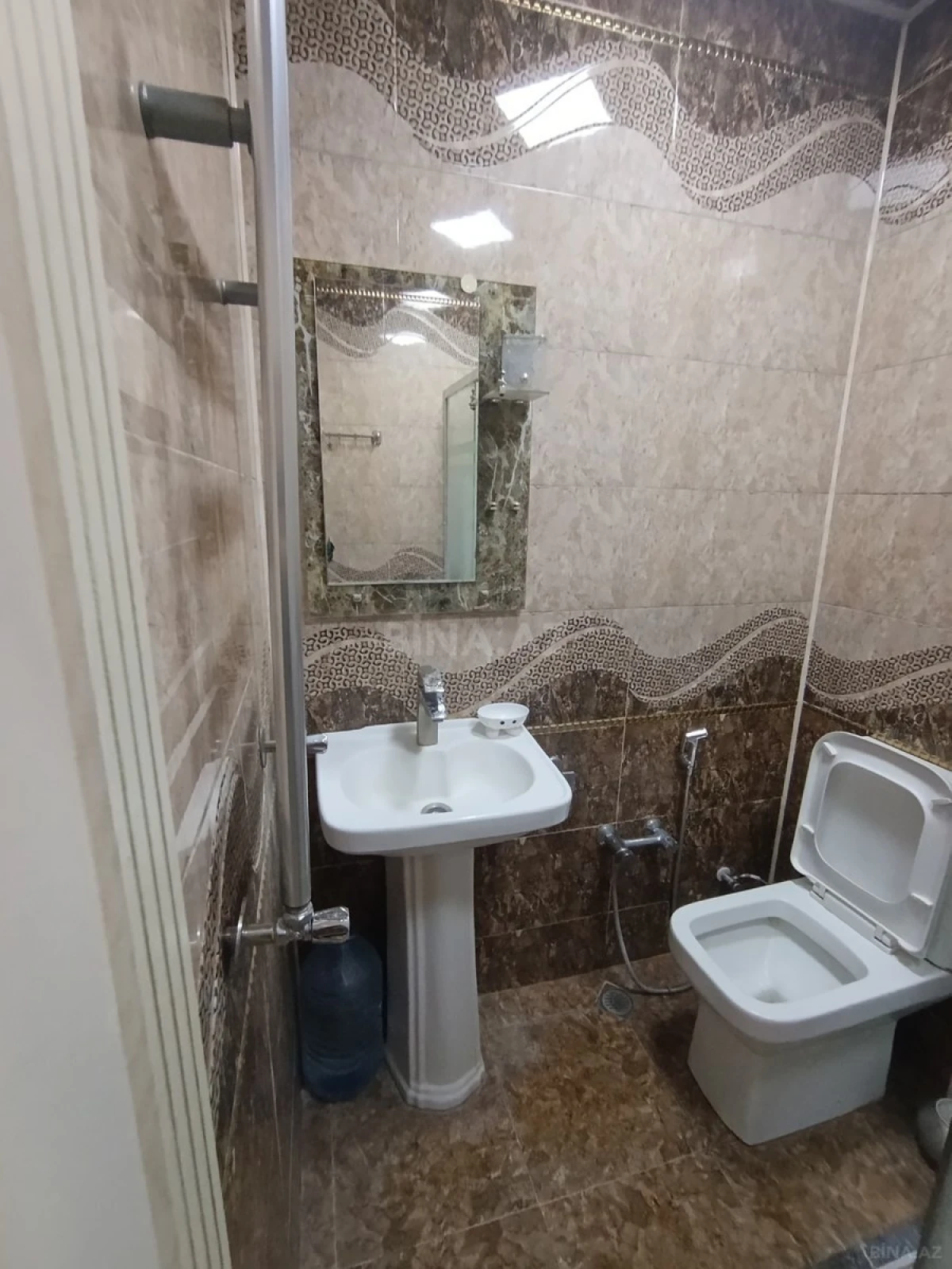 Kirayə verilir 2 otaqlı mənzil 59 m²
