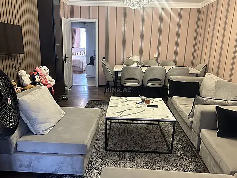 Satılır 4 otaqlı mənzil 90 m²