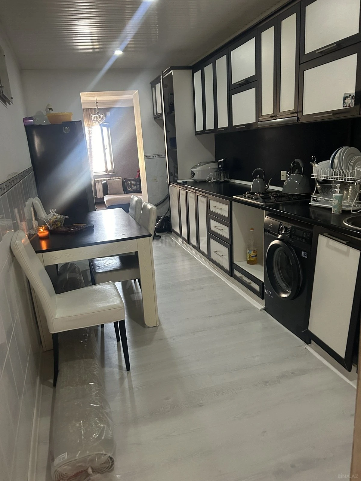 Satılır 4 otaqlı mənzil 90 m²
