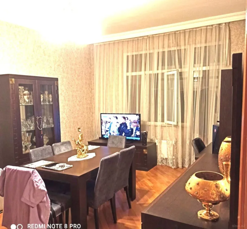 Satılır 2 otaqlı mənzil 75 m²