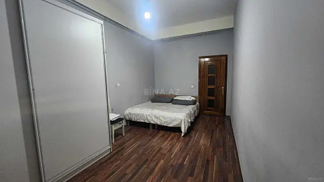 Kirayə verilir 2 otaqlı mənzil 70 m²