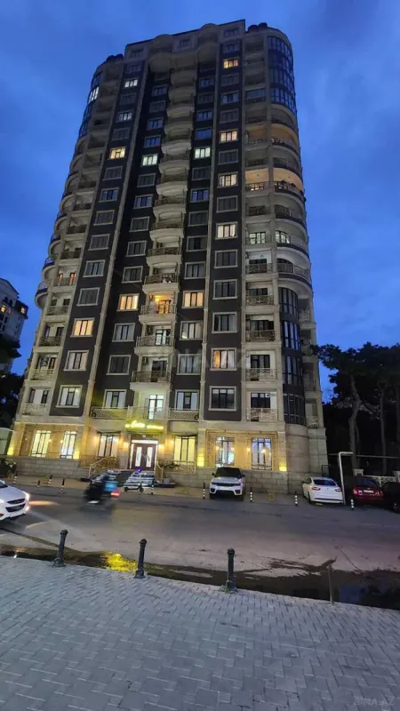 Kirayə verilir 2 otaqlı mənzil 70 m²