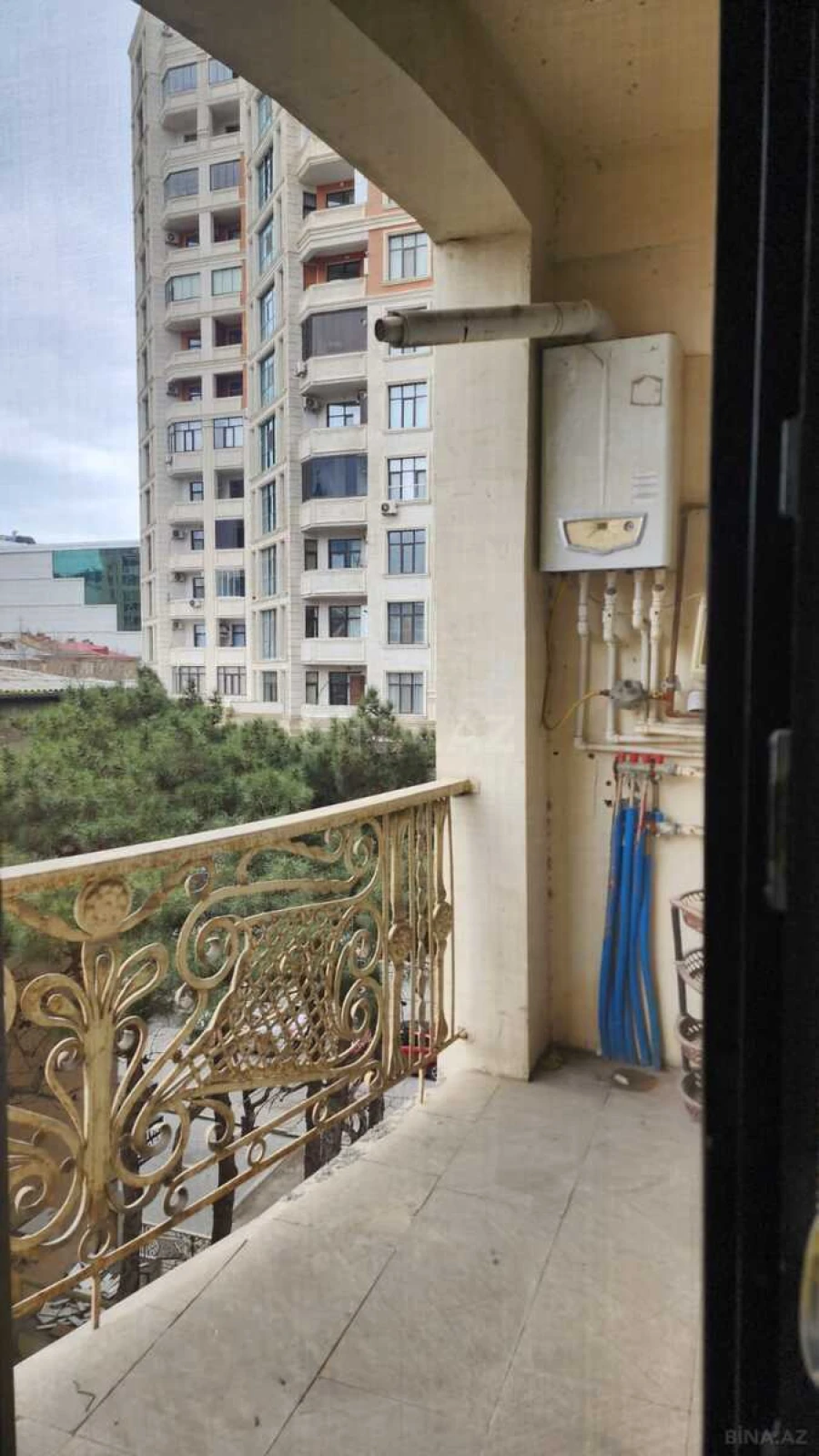 Kirayə verilir 2 otaqlı mənzil 70 m²