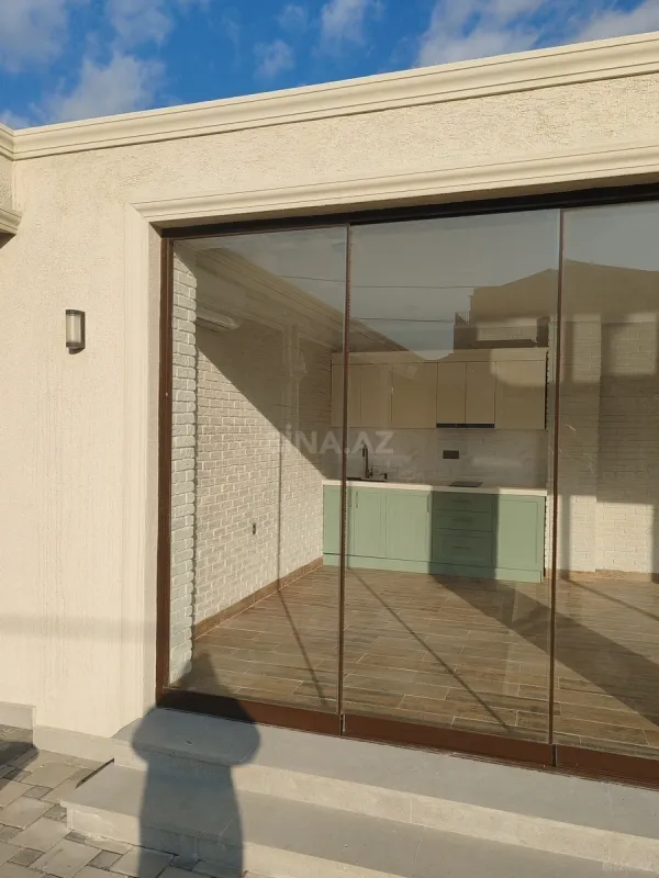 Satılır 5 otaqlı həyət evi 354 m²