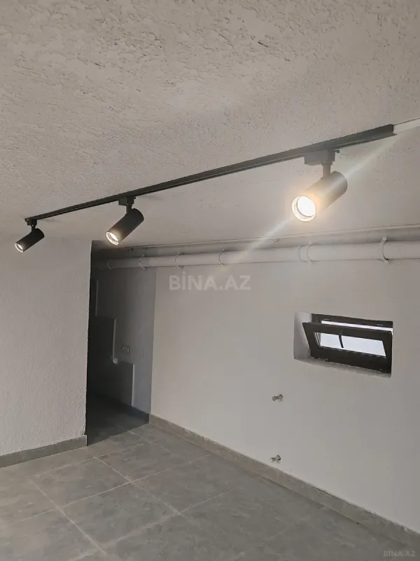 Satılır 5 otaqlı həyət evi 354 m²