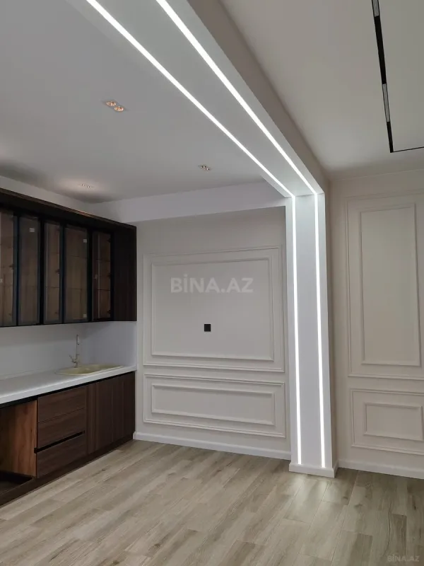 Satılır 5 otaqlı həyət evi 354 m²