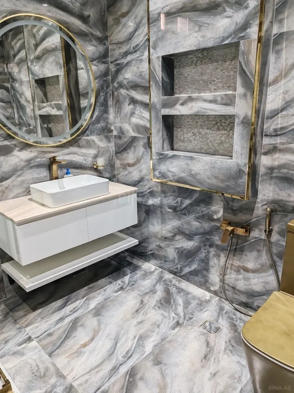 Satılır 5 otaqlı həyət evi 354 m²