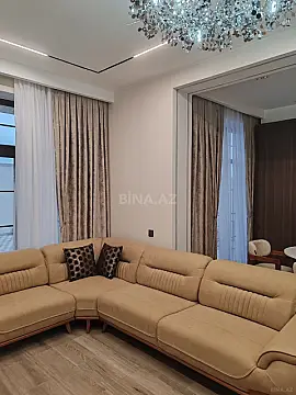 Satılır 5 otaqlı həyət evi 354 m²