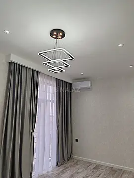 Satılır 5 otaqlı həyət evi 354 m²