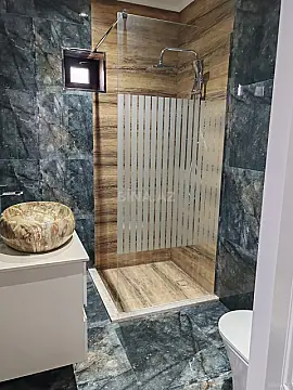Satılır 5 otaqlı həyət evi 354 m²