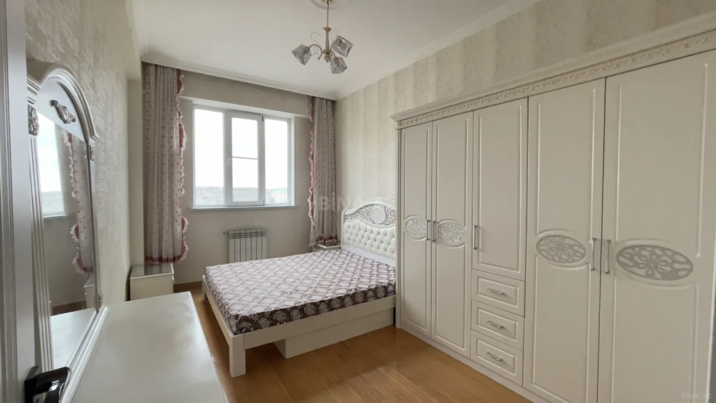 Kirayə verilir 2 otaqlı mənzil 60 m²
