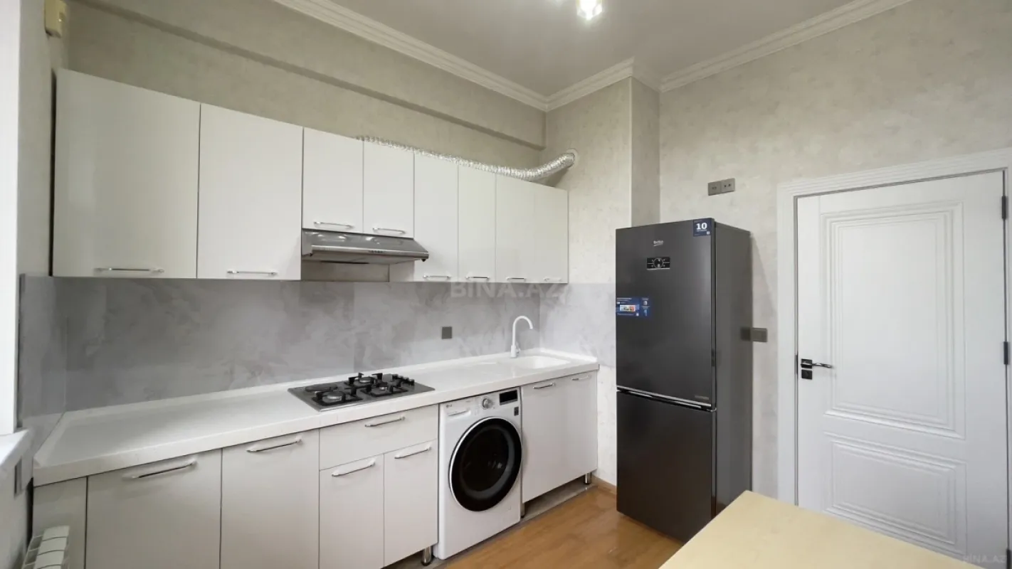 Kirayə verilir 2 otaqlı mənzil 60 m²