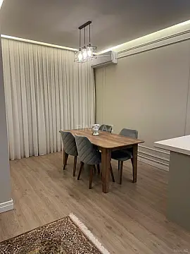 Kirayə verilir 2 otaqlı mənzil 70 m²