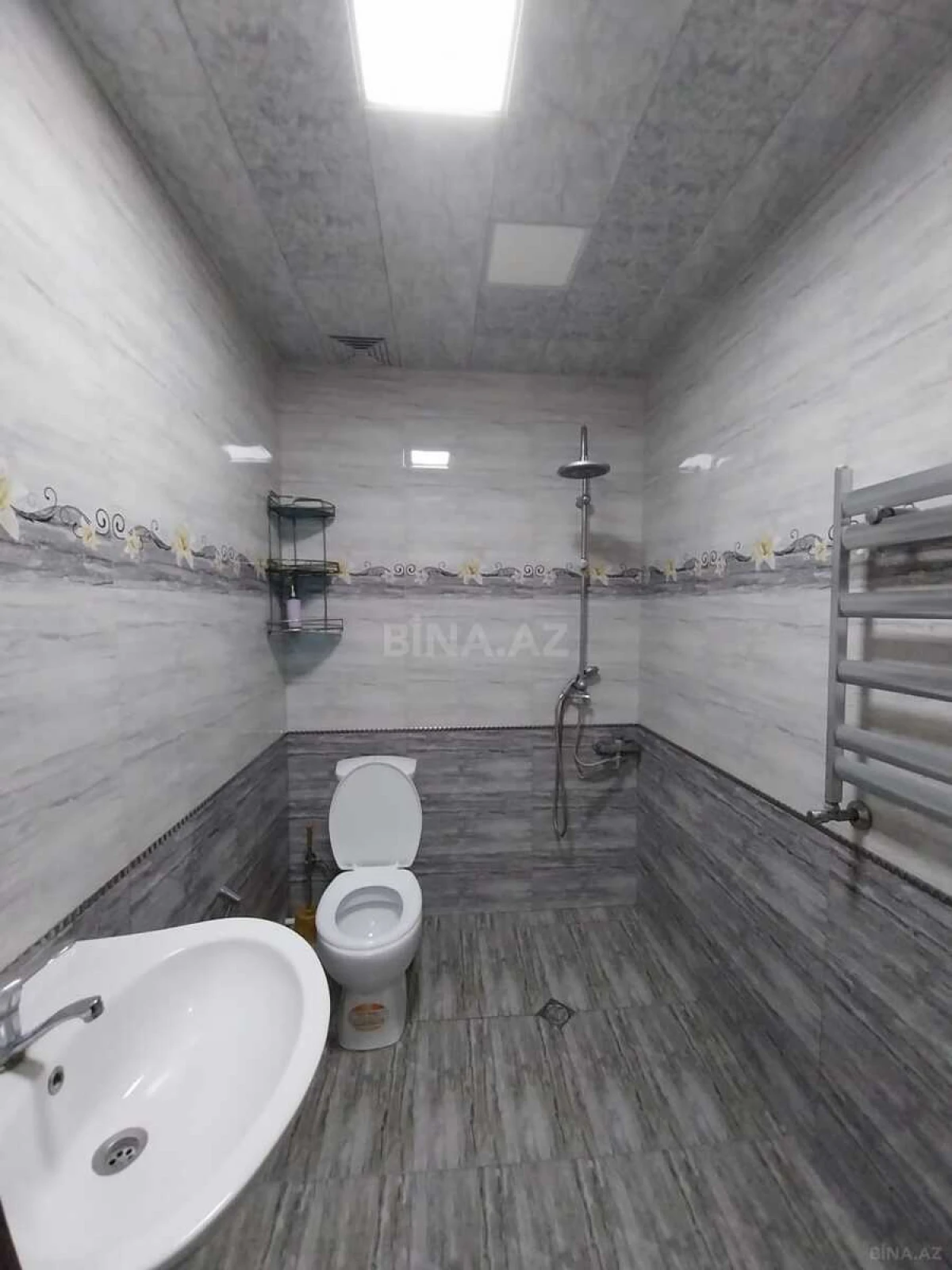 Satılır 2 otaqlı mənzil 58 m²