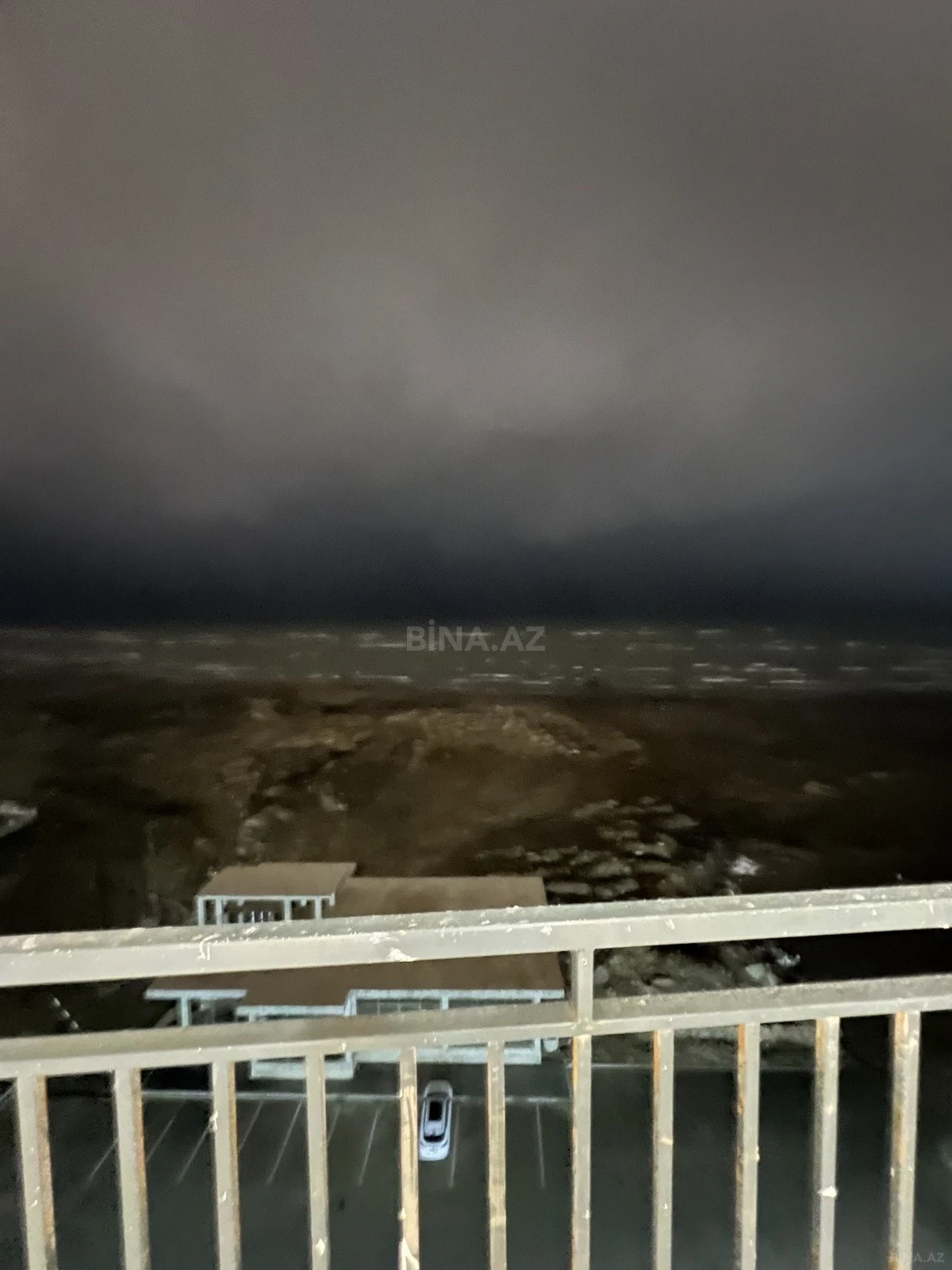 Satılır 2 otaqlı mənzil 66 m²