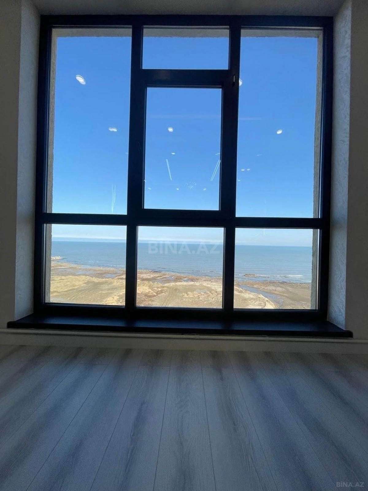 Satılır 2 otaqlı mənzil 66 m²