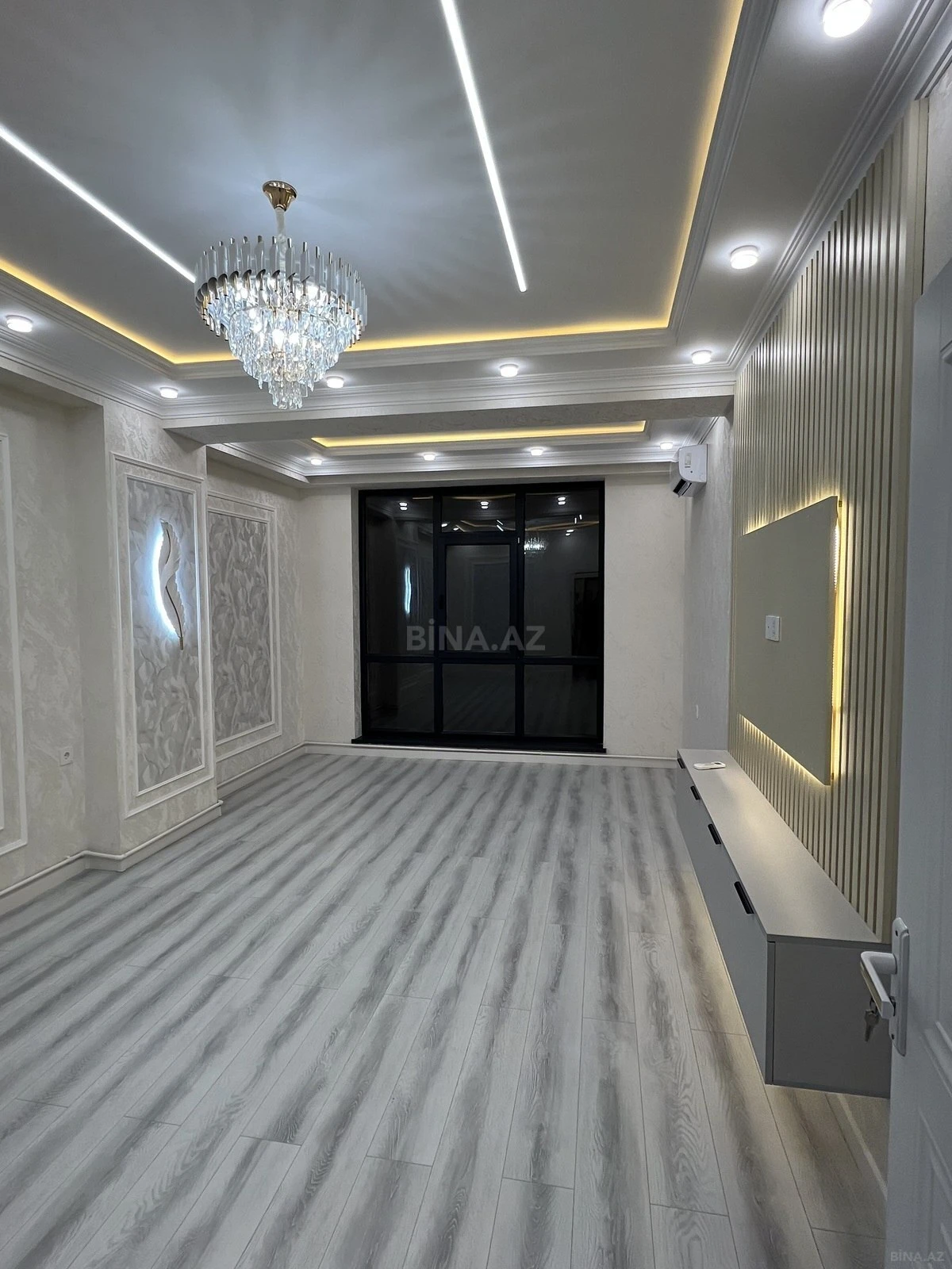 Satılır 2 otaqlı mənzil 66 m²