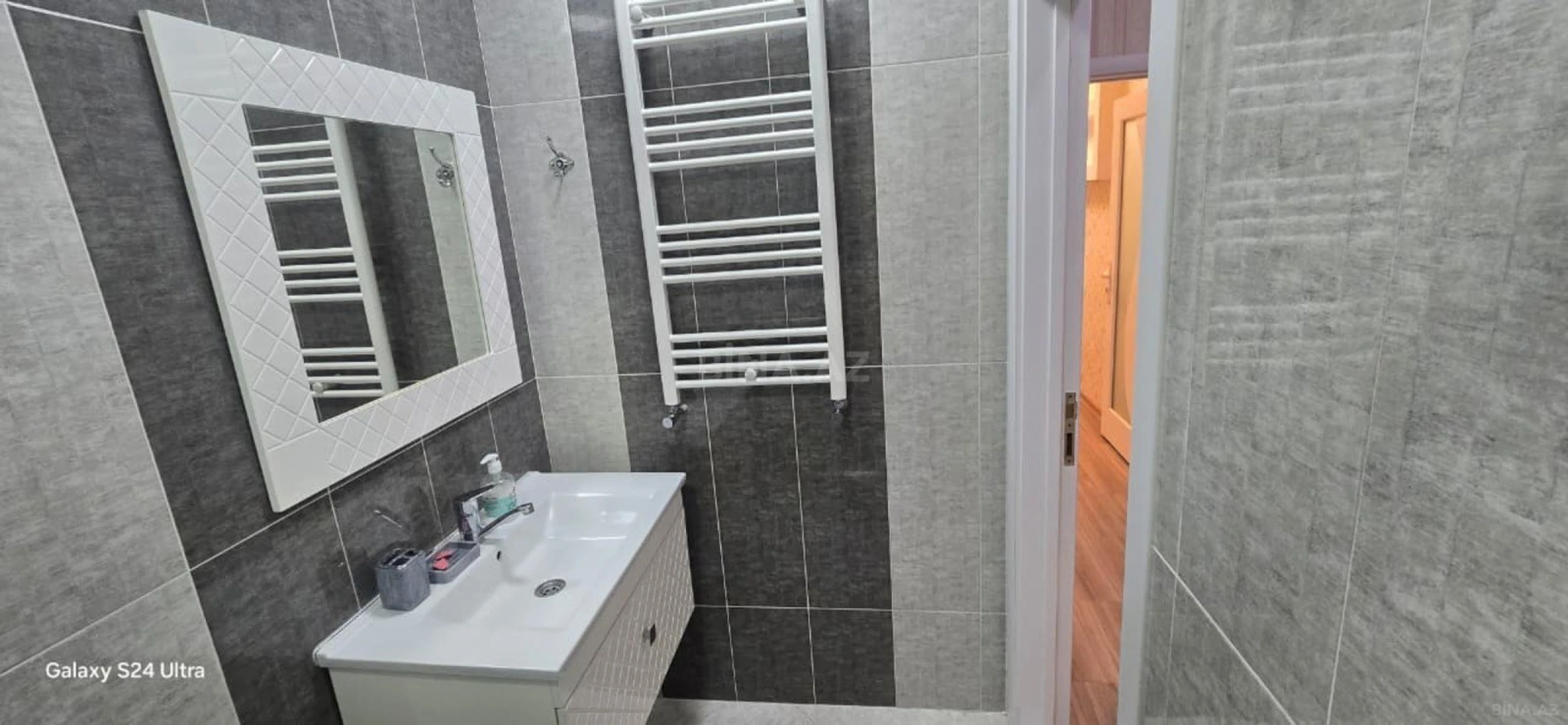 Kirayə verilir 2 otaqlı mənzil 65 m²