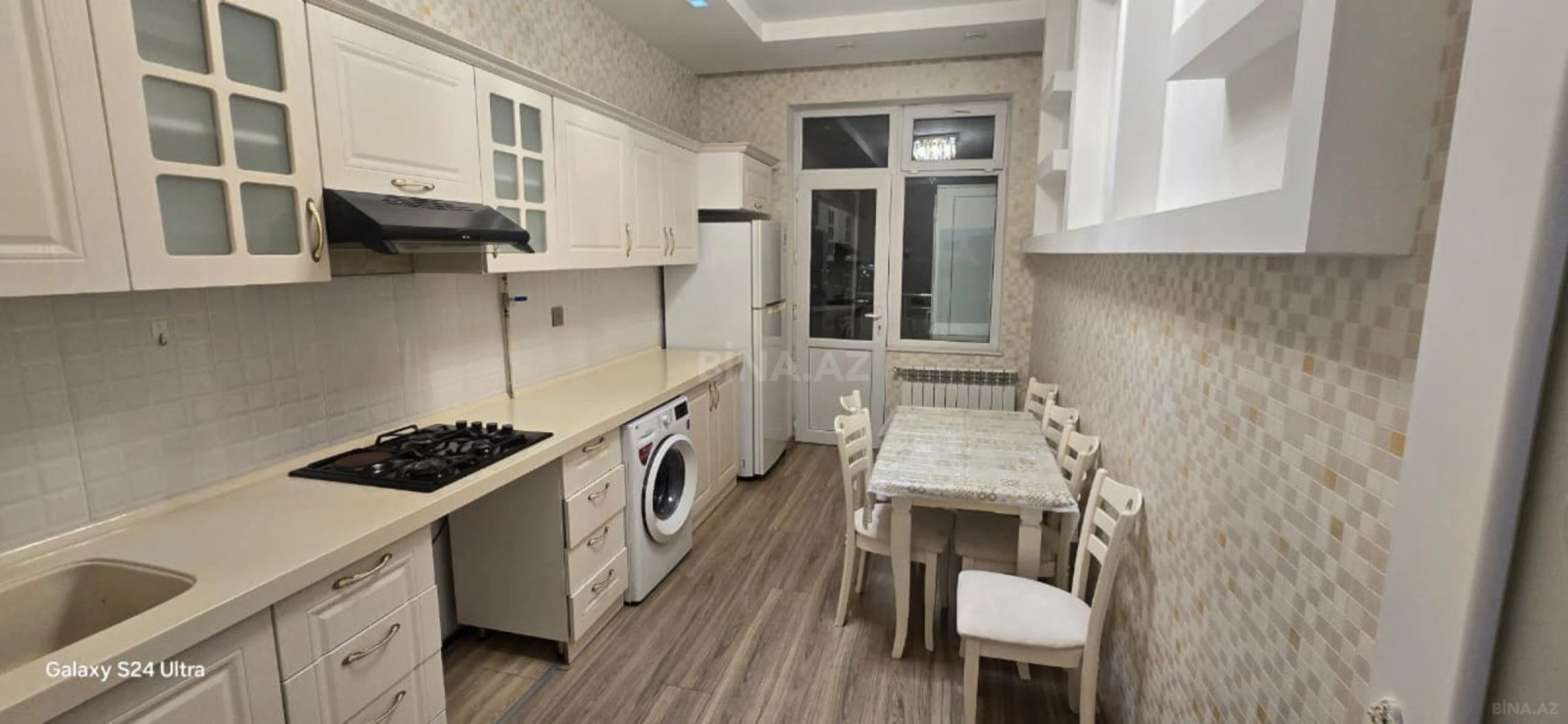 Kirayə verilir 2 otaqlı mənzil 65 m²