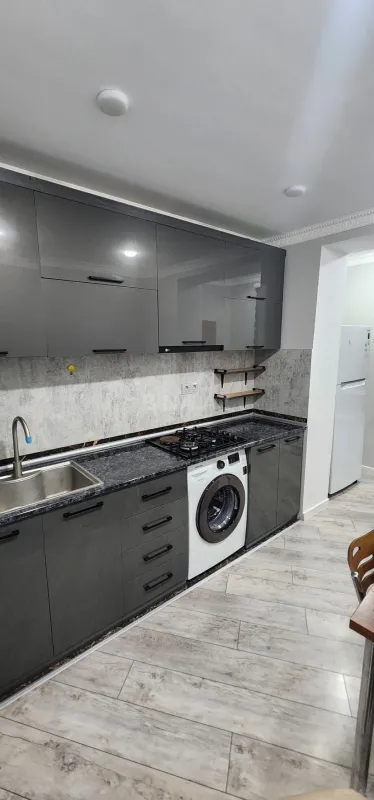Kirayə verilir 3 otaqlı mənzil 75 m²