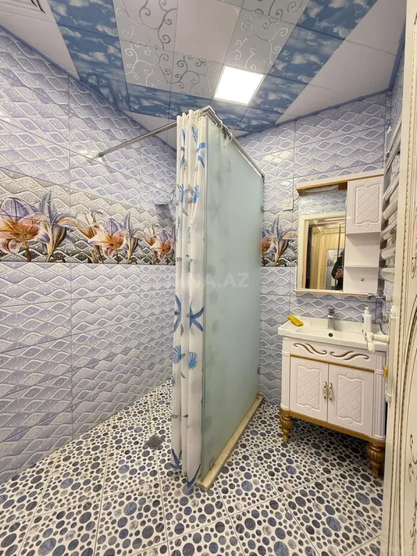 Satılır 2 otaqlı mənzil 65 m²