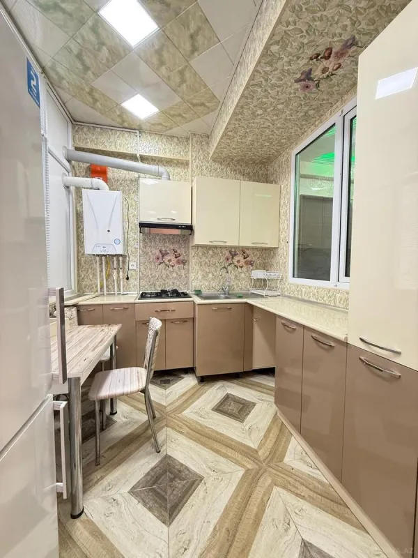 Satılır 2 otaqlı mənzil 65 m²