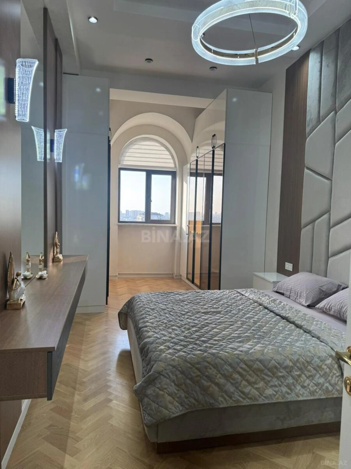 Kirayə verilir 2 otaqlı mənzil 65 m²