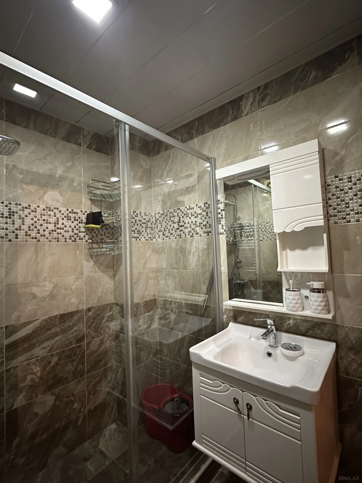 Satılır 2 otaqlı mənzil 67 m²