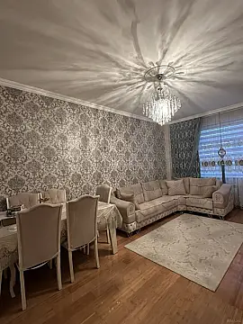 Satılır 2 otaqlı mənzil 67 m²