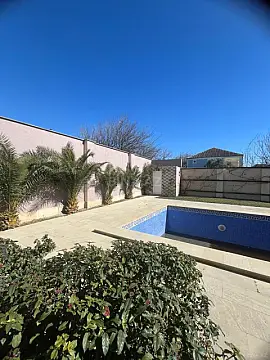 Satılır 4 otaqlı həyət evi 180 m²