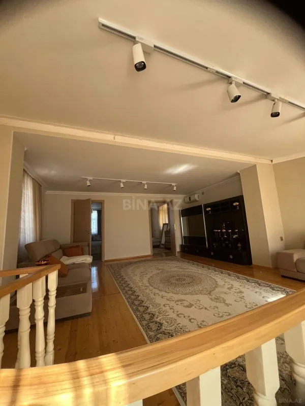 Satılır 4 otaqlı həyət evi 180 m²
