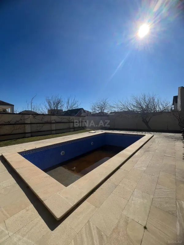 Satılır 4 otaqlı həyət evi 180 m²