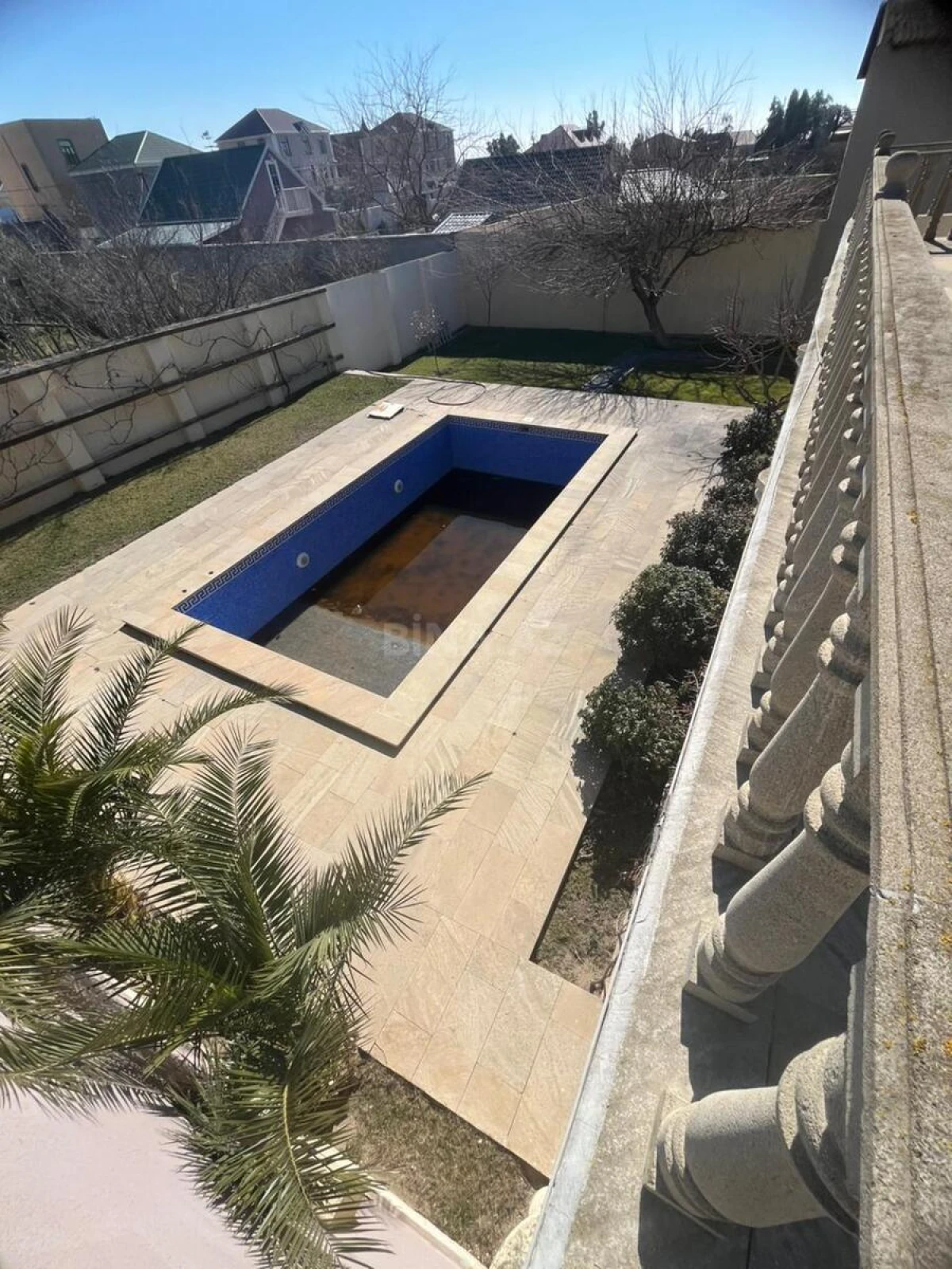 Satılır 4 otaqlı həyət evi 180 m²