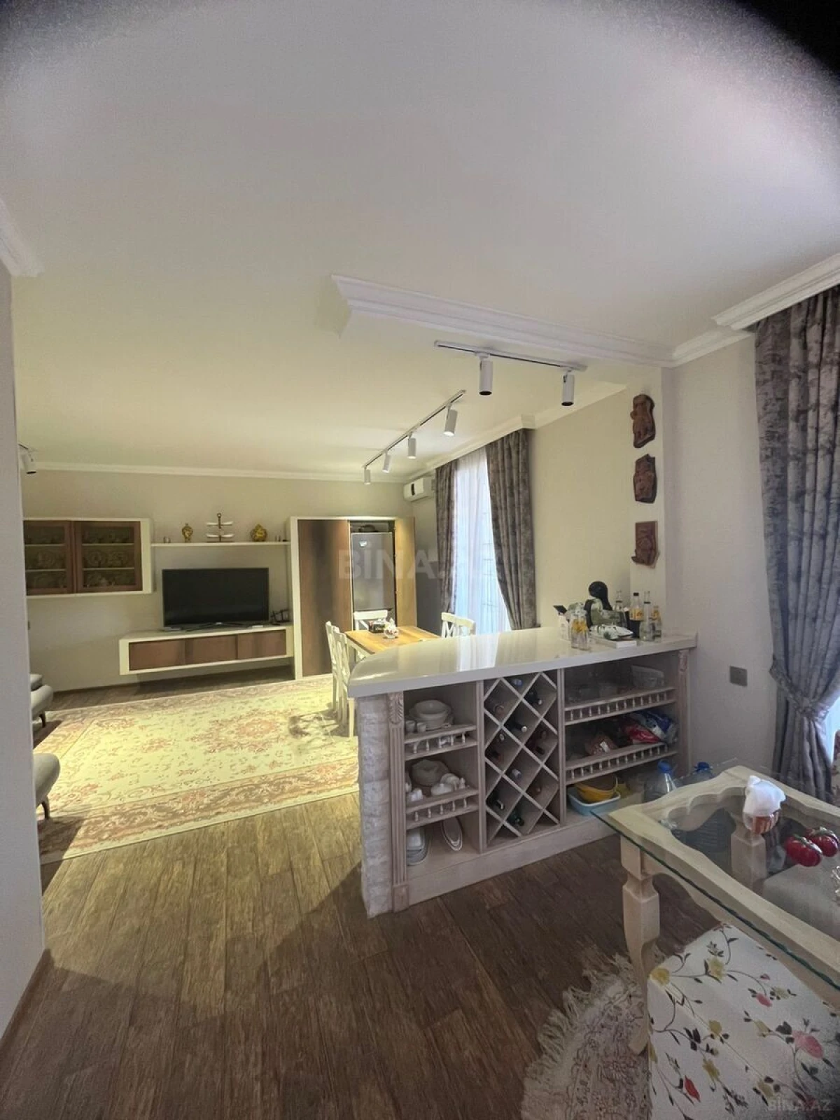 Satılır 4 otaqlı həyət evi 180 m²