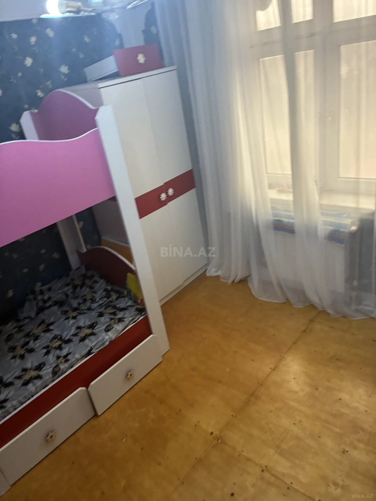 Satılır 3 otaqlı mənzil 70 m²