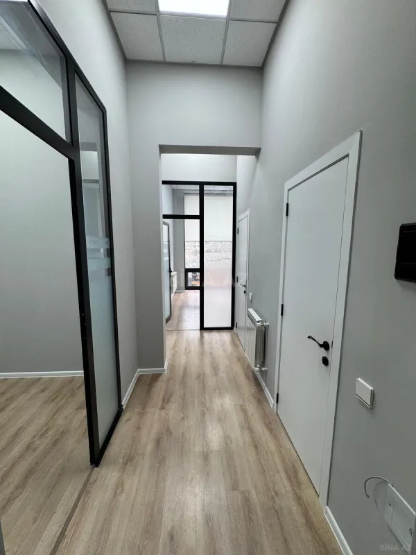 Kirayə verilir 1 otaqlı ofis 20 m²